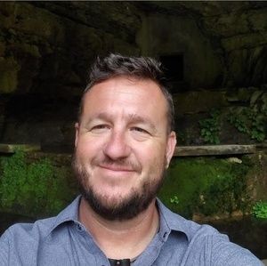 Meet your Posher, Chris allen